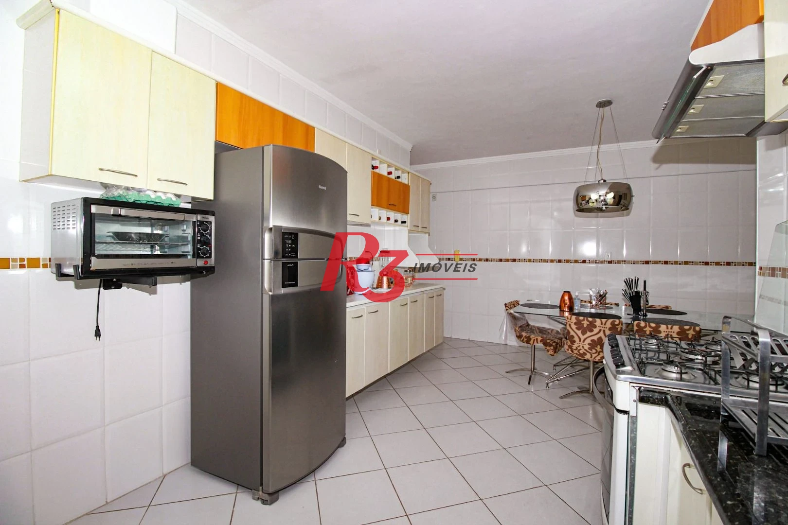 Cobertura com 3 dormitórios à venda, 271 m² por R$ 1.700.000,00 - Gonzaga - Santos/SP