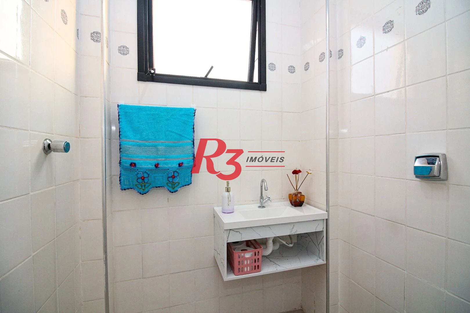 Apartamento com 2 dormitórios c Garagem demarcada , 77 m² por R$ 520.000