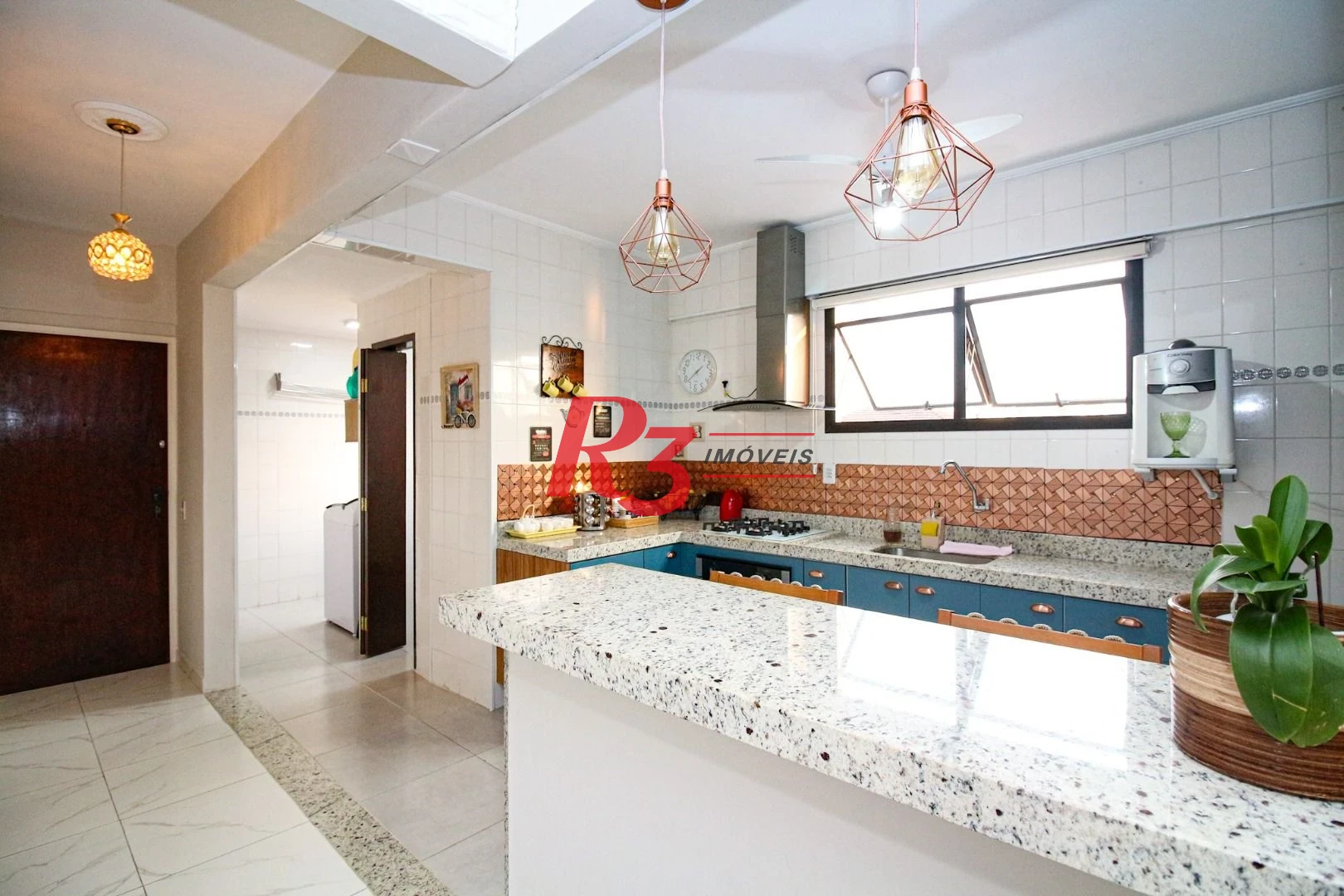 Apartamento com 2 dormitórios c Garagem demarcada , 77 m² por R$ 520.000