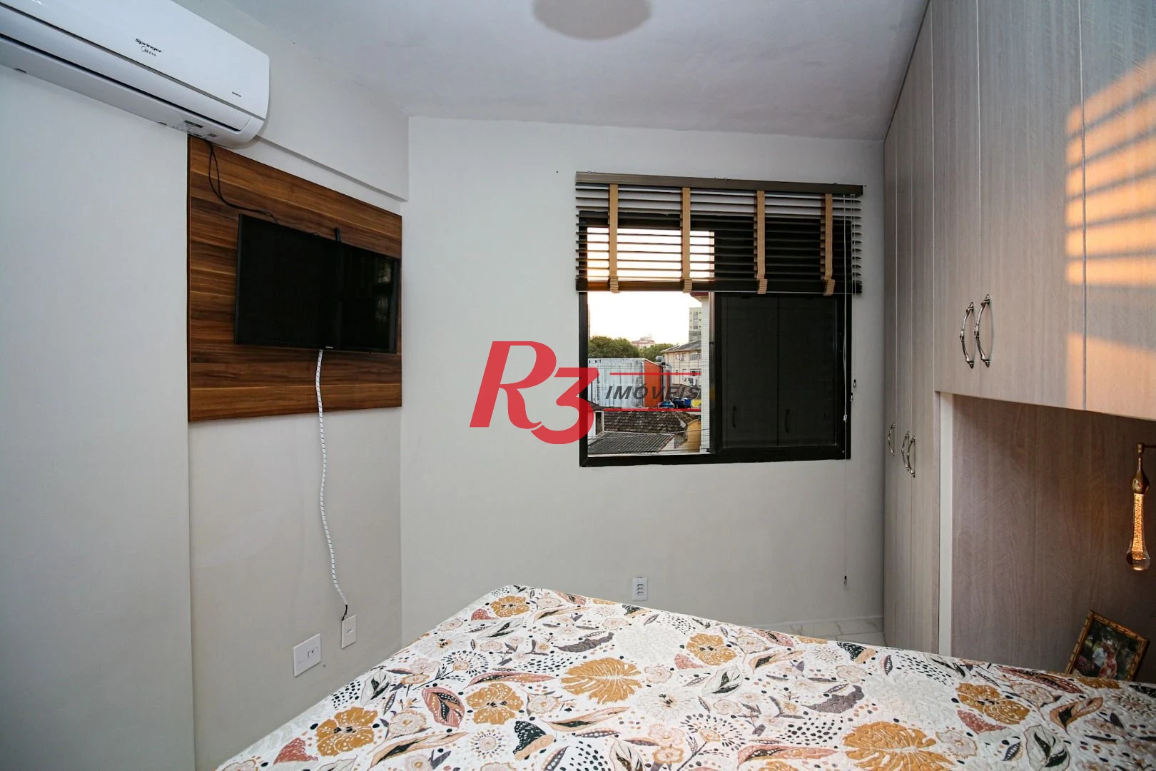 Apartamento com 2 dormitórios c Garagem demarcada , 77 m² por R$ 520.000
