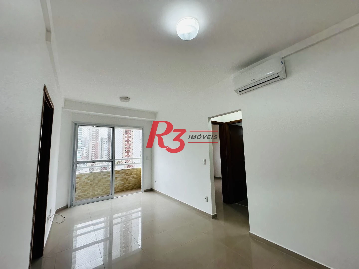 Apartamento para alugar, 58 m² por R$ 4.900,00/mês - Pompéia - Santos/SP