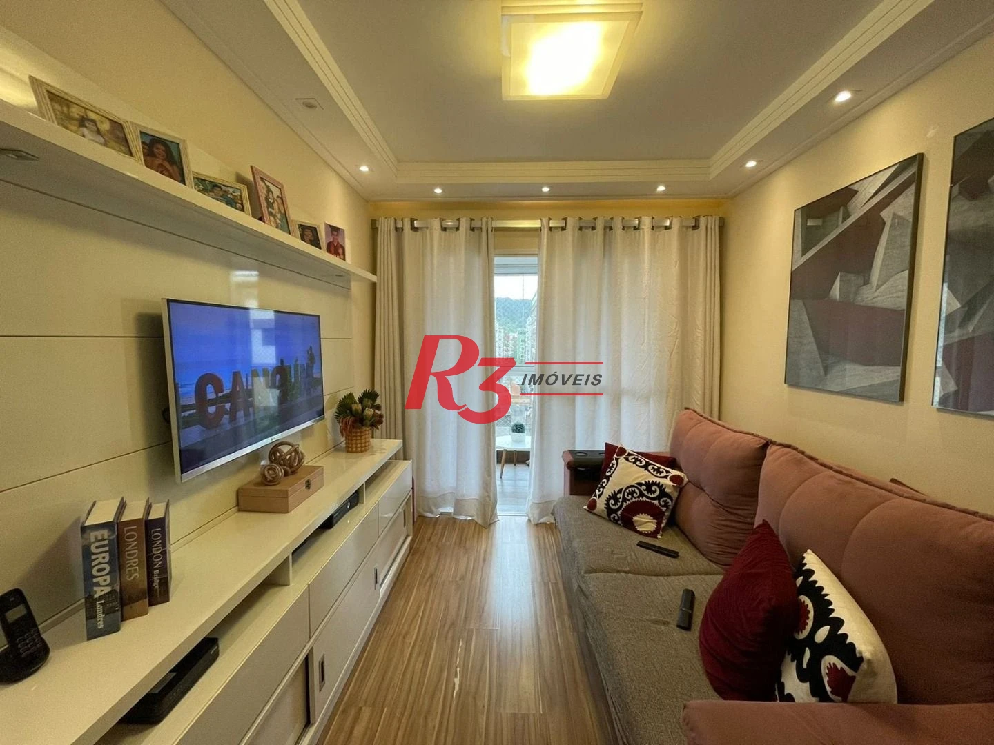Apartamento à venda, 98 m² por R$ 830.000,00 - Jardim Las Palmas - Guarujá/SP