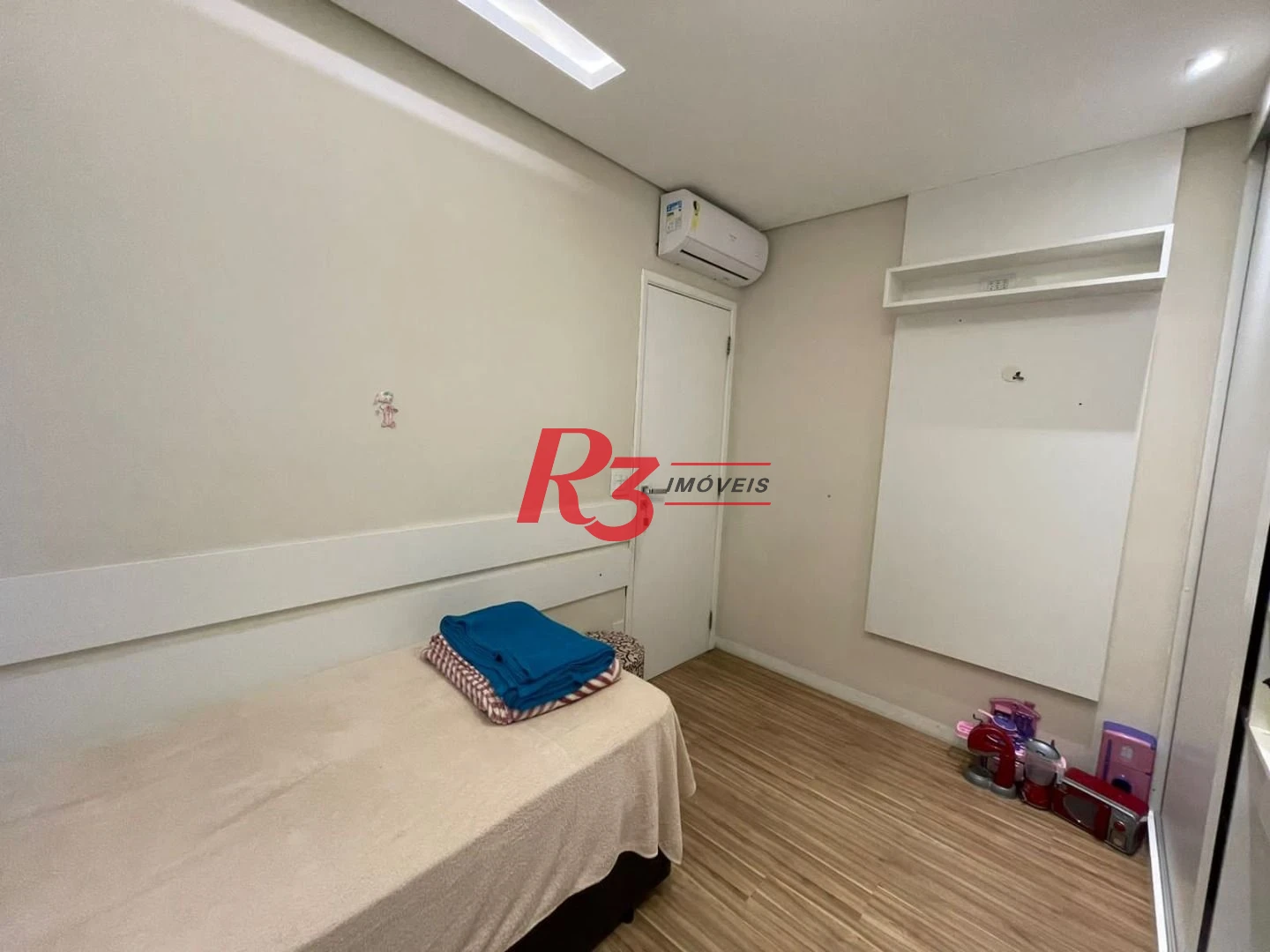 Apartamento à venda, 98 m² por R$ 830.000,00 - Jardim Las Palmas - Guarujá/SP