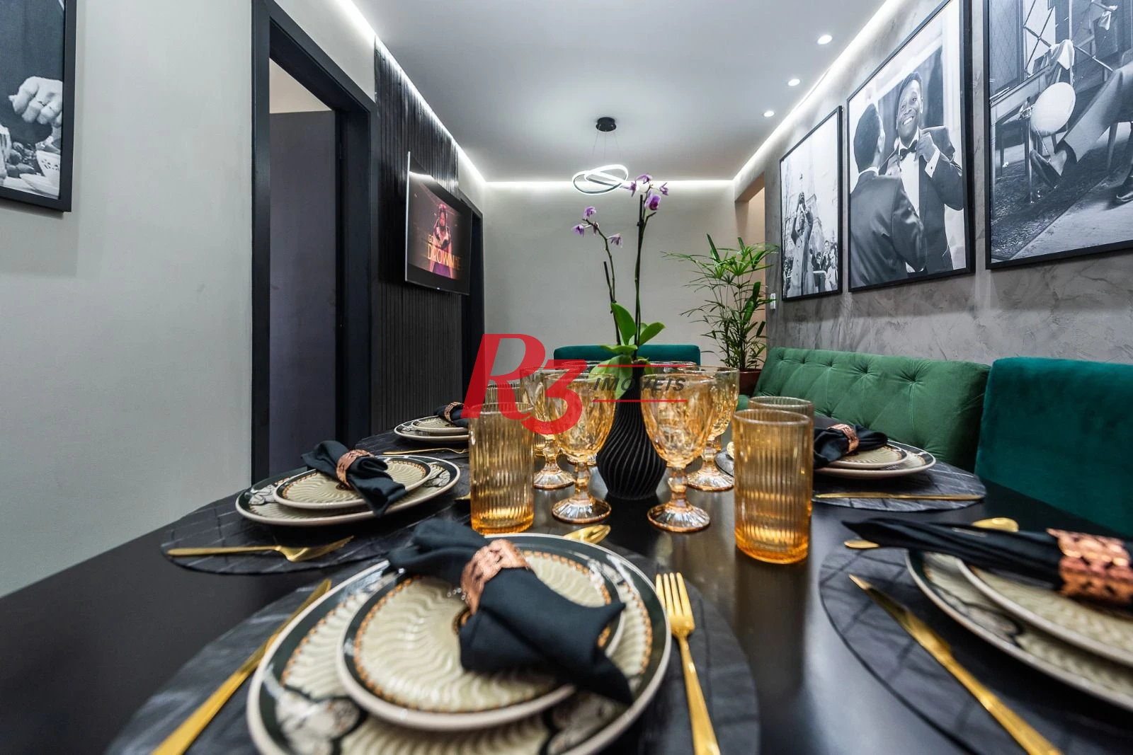 Apartamento com 2 dormitórios à venda, 70 m² por R$ 650.000,00 - Vila Belmiro - Santos/SP
