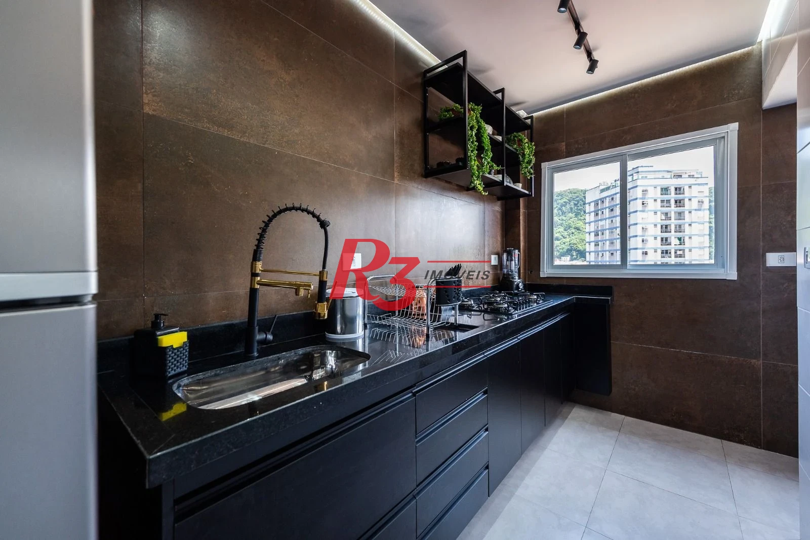Apartamento com 2 dormitórios à venda, 70 m² por R$ 650.000,00 - Vila Belmiro - Santos/SP