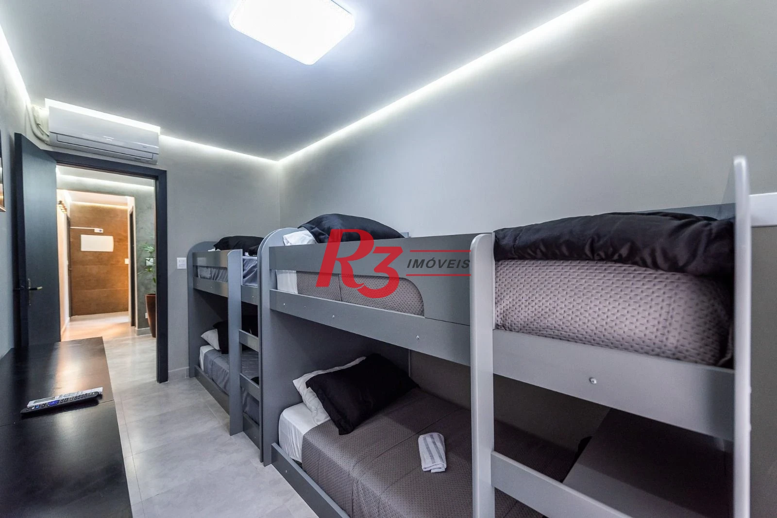 Apartamento com 2 dormitórios à venda, 70 m² por R$ 650.000,00 - Vila Belmiro - Santos/SP
