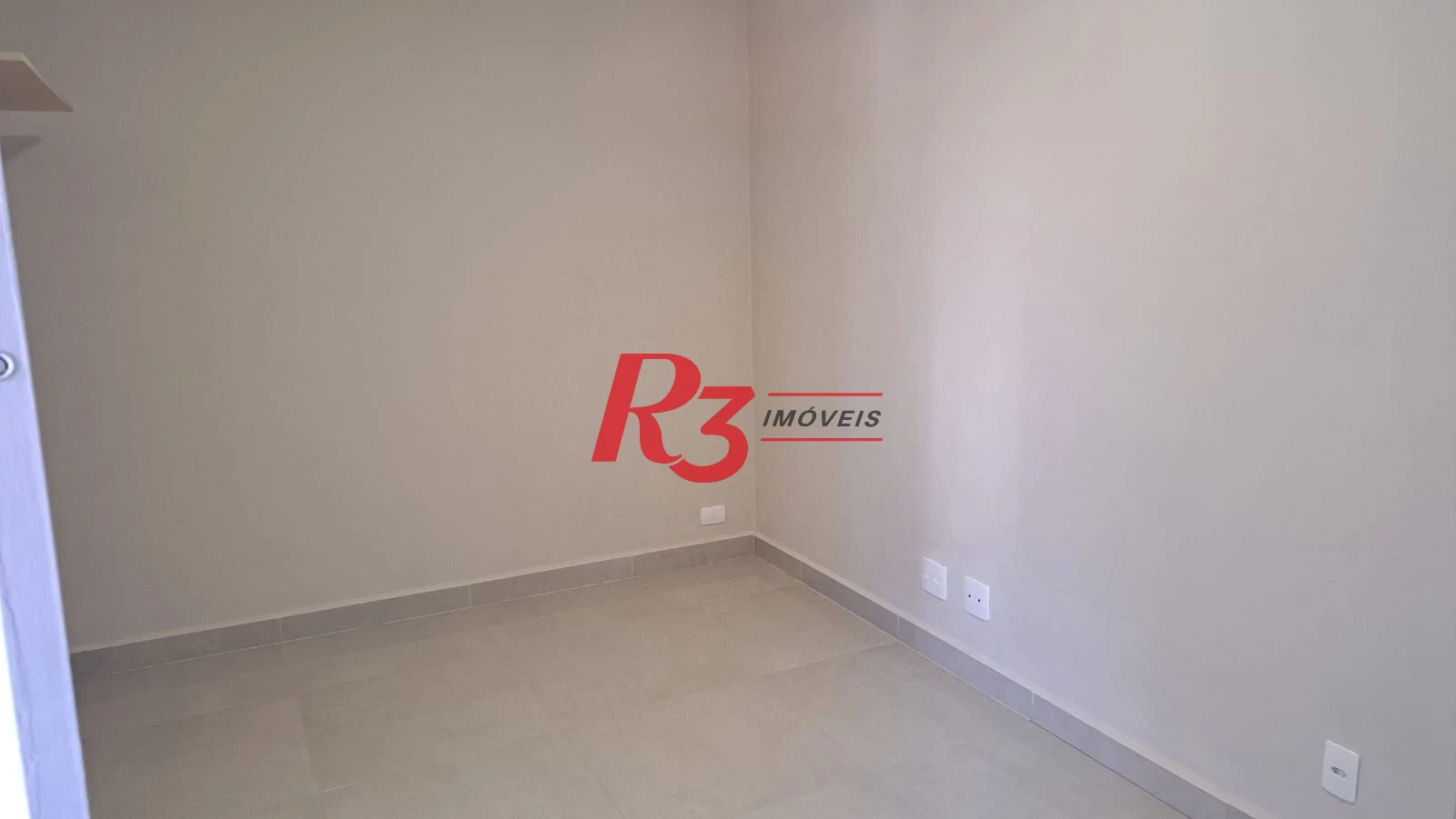 APARTAMENTO PARA LOCAÇÃO NO GONZAGA – SANTOS