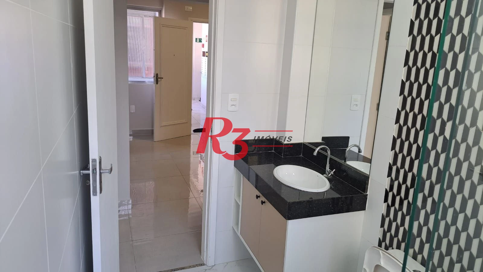 APARTAMENTO PARA LOCAÇÃO NO GONZAGA – SANTOS