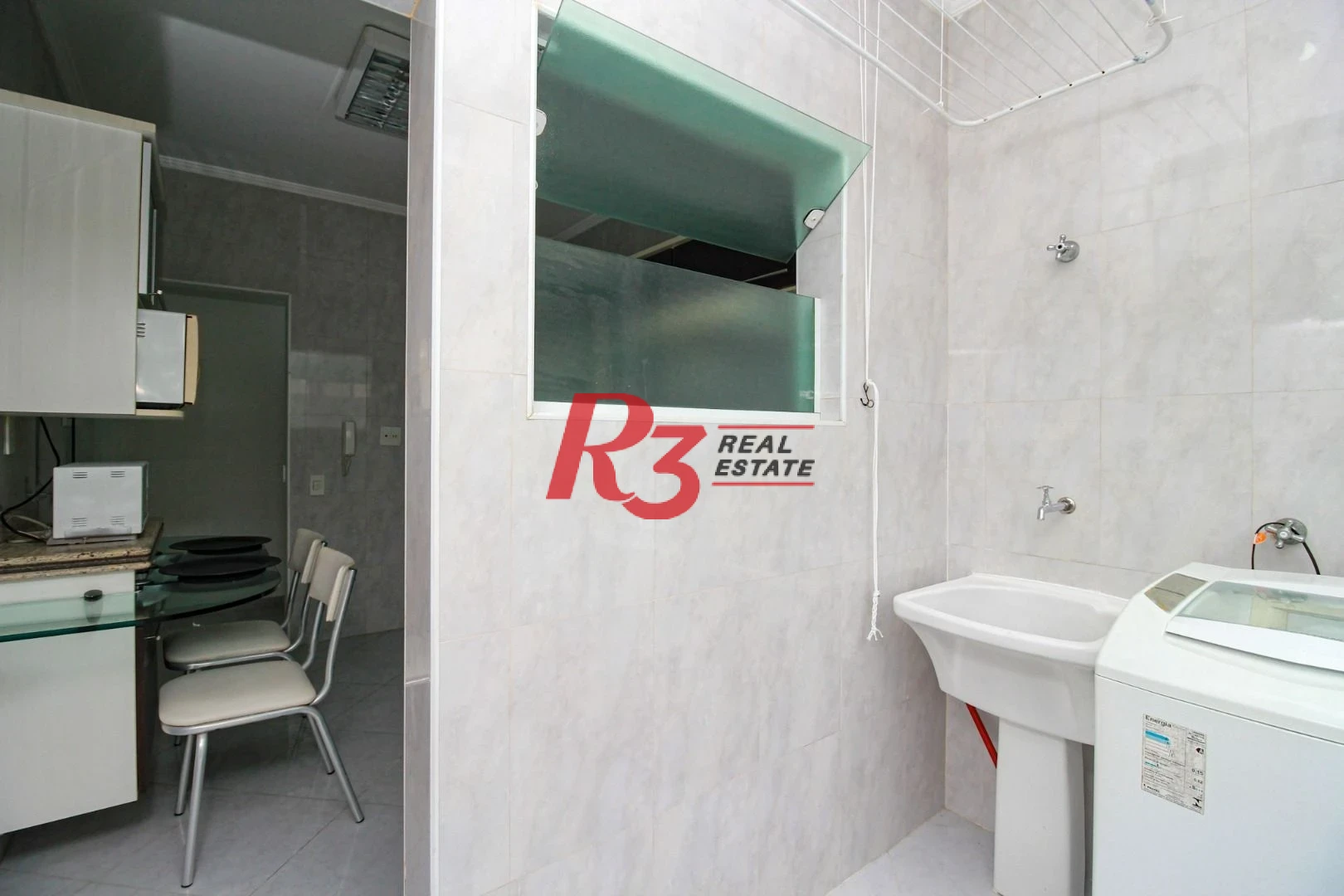 Apartamento com 1 dormitório para alugar, 60 m² - Boqueirão - Santos/SP