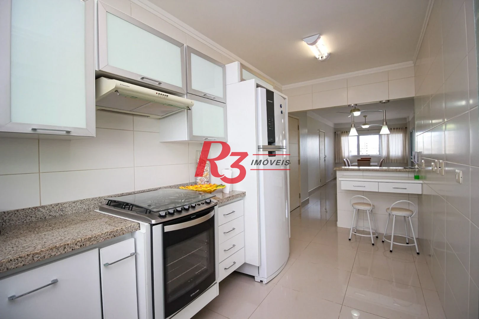 Apartamento com 3 dormitórios para alugar, 134 m² por R$ 11.500,00/mês - Embaré - Santos/SP
