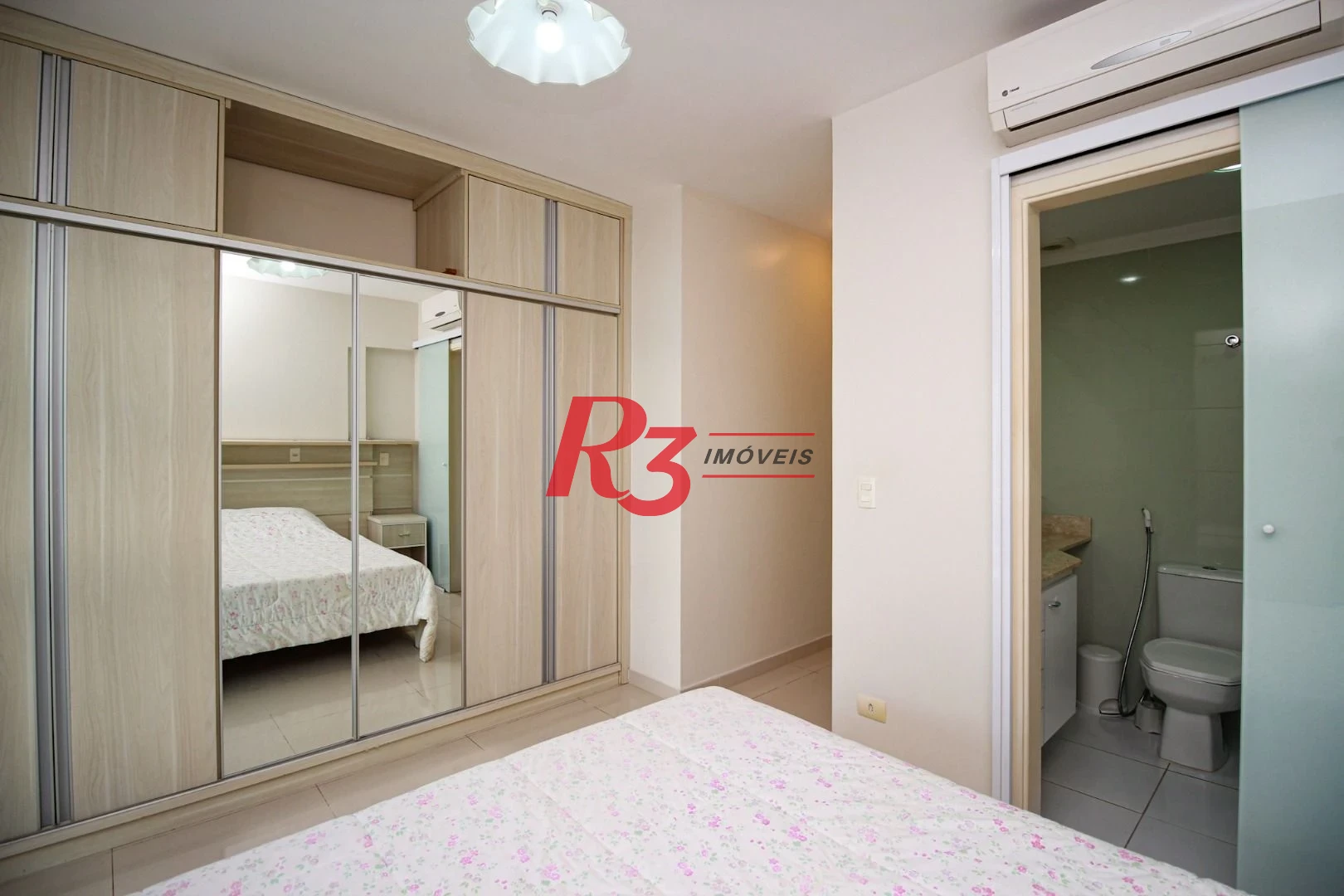 Apartamento com 3 dormitórios para alugar, 134 m² por R$ 11.500,00/mês - Embaré - Santos/SP
