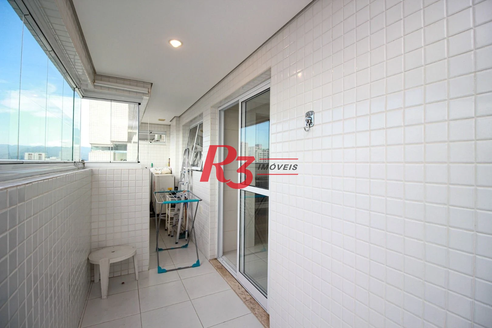 Apartamento com 3 dormitórios para alugar, 134 m² por R$ 11.500,00/mês - Embaré - Santos/SP
