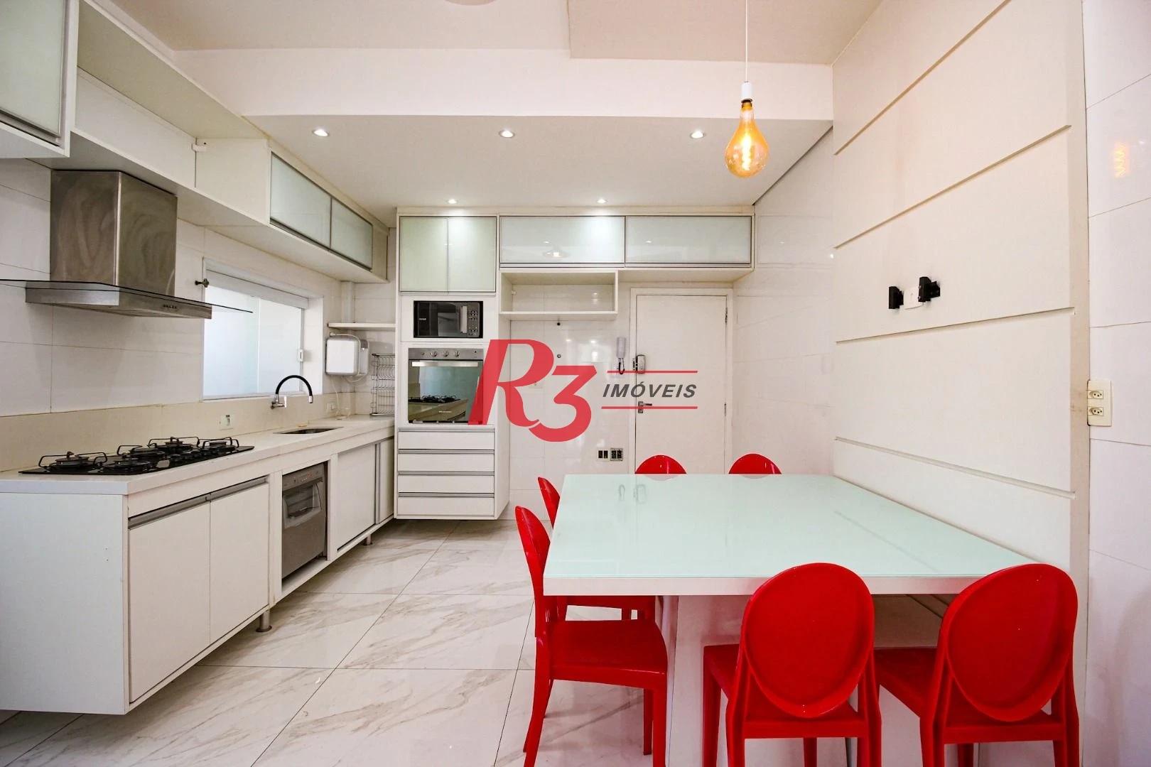 Cobertura com 4 dormitórios à venda, 225m² - Ponta da Praia - Santos/SP