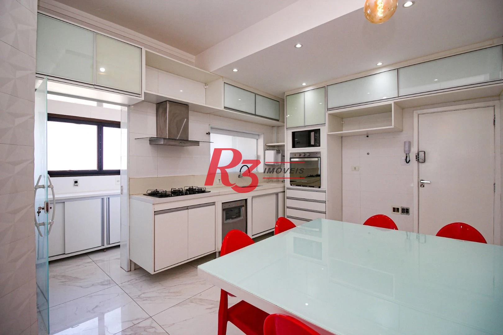Cobertura com 4 dormitórios à venda, 225m² - Ponta da Praia - Santos/SP
