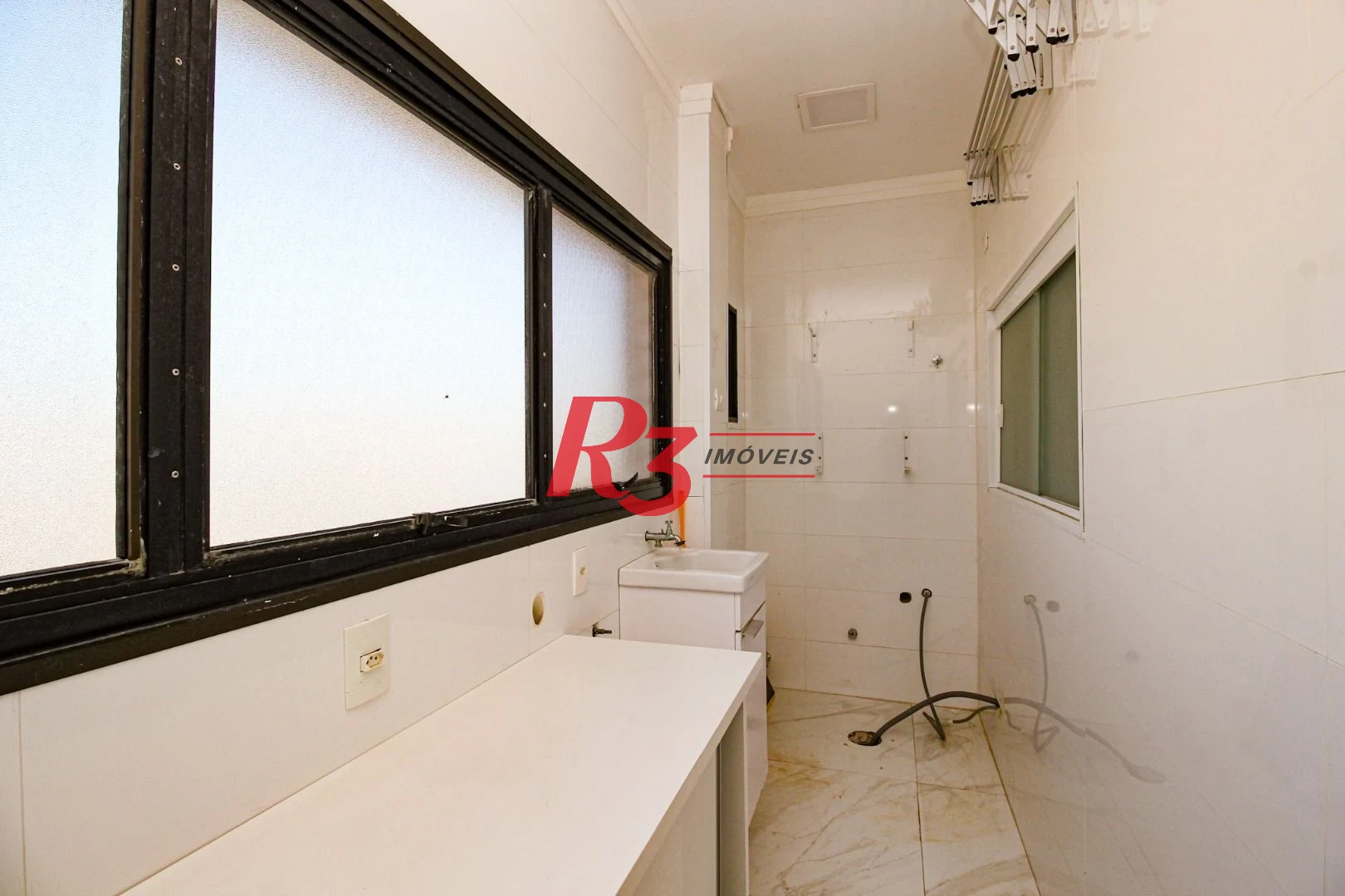 Cobertura com 4 dormitórios à venda, 225m² - Ponta da Praia - Santos/SP