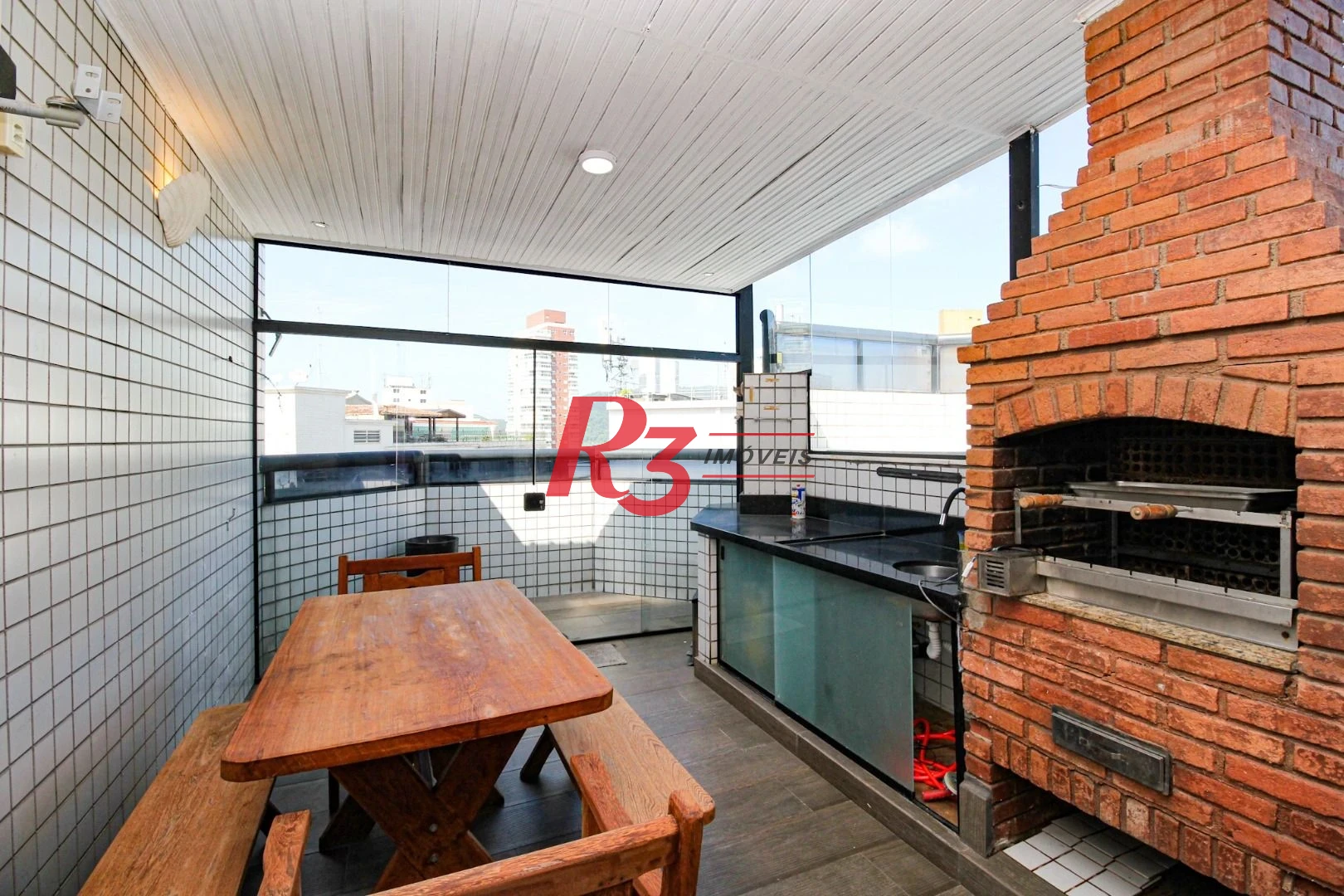 Cobertura com 4 dormitórios à venda, 225m² - Ponta da Praia - Santos/SP