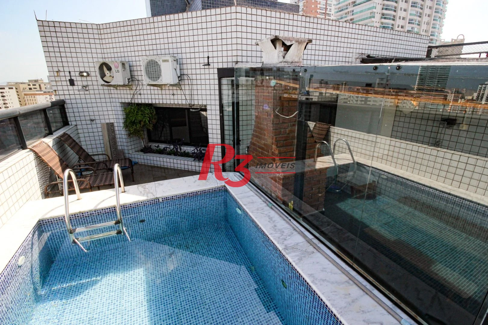 Cobertura com 4 dormitórios à venda, 225m² - Ponta da Praia - Santos/SP