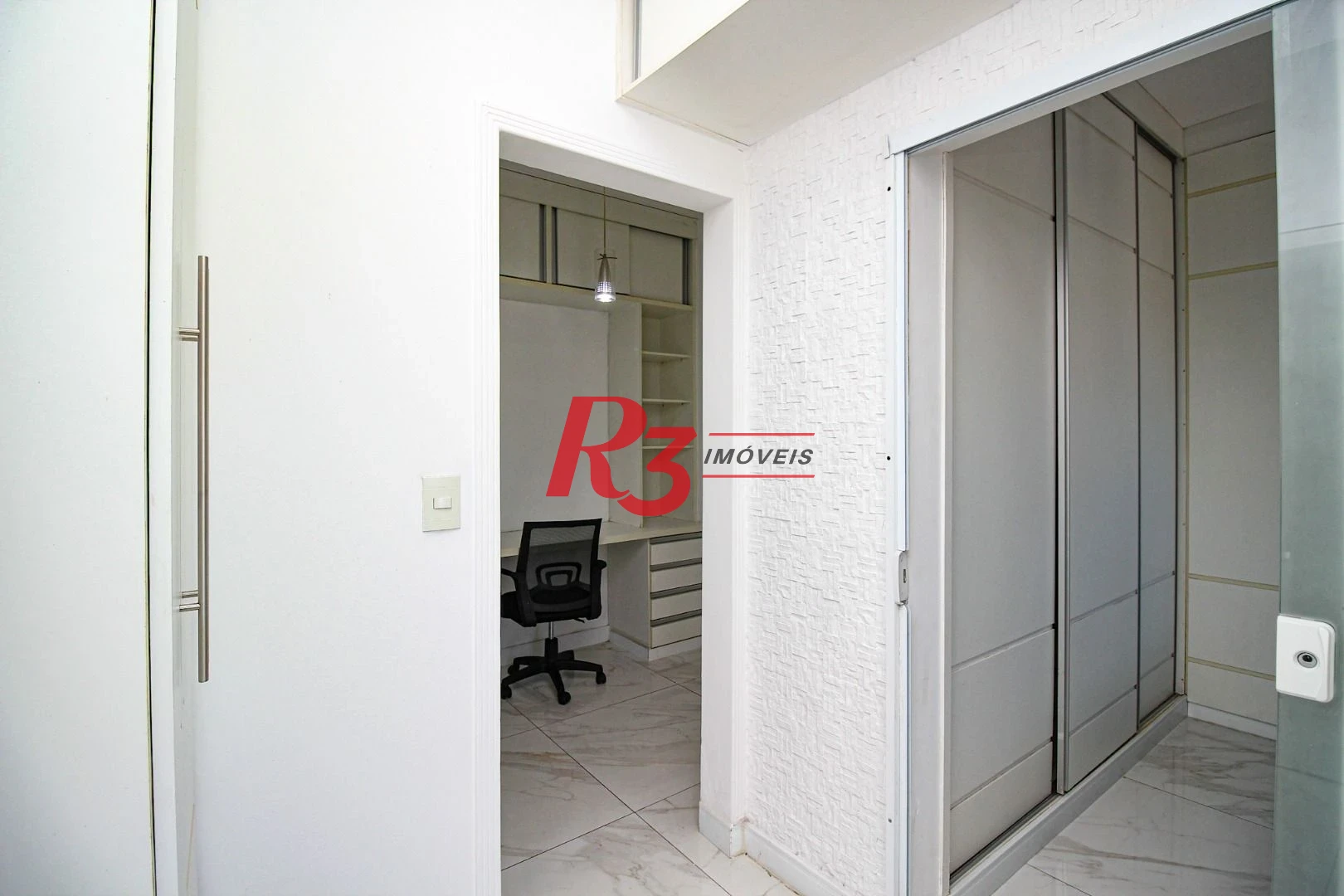 Cobertura com 4 dormitórios à venda, 225m² - Ponta da Praia - Santos/SP