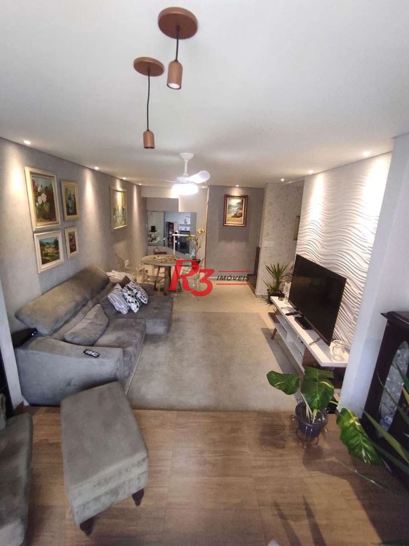 Sobrado com 3 dormitórios à venda, 130 m² por R$ 1.100.000,00 - Marapé - Santos/SP
