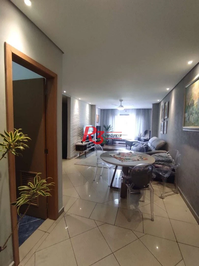 Sobrado com 3 dormitórios à venda, 130 m² por R$ 1.100.000,00 - Marapé - Santos/SP
