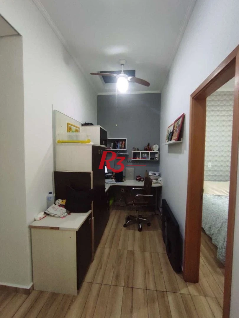 Sobrado com 3 dormitórios à venda, 130 m² por R$ 1.100.000,00 - Marapé - Santos/SP