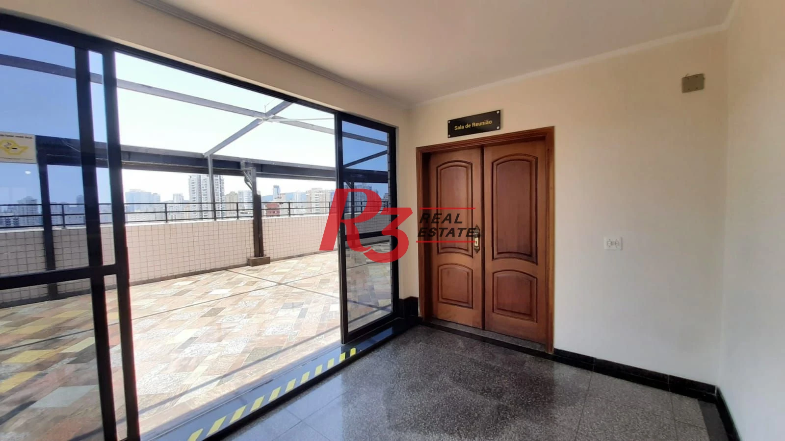 Sala à venda, 69 m² - Embaré - Santos/SP
