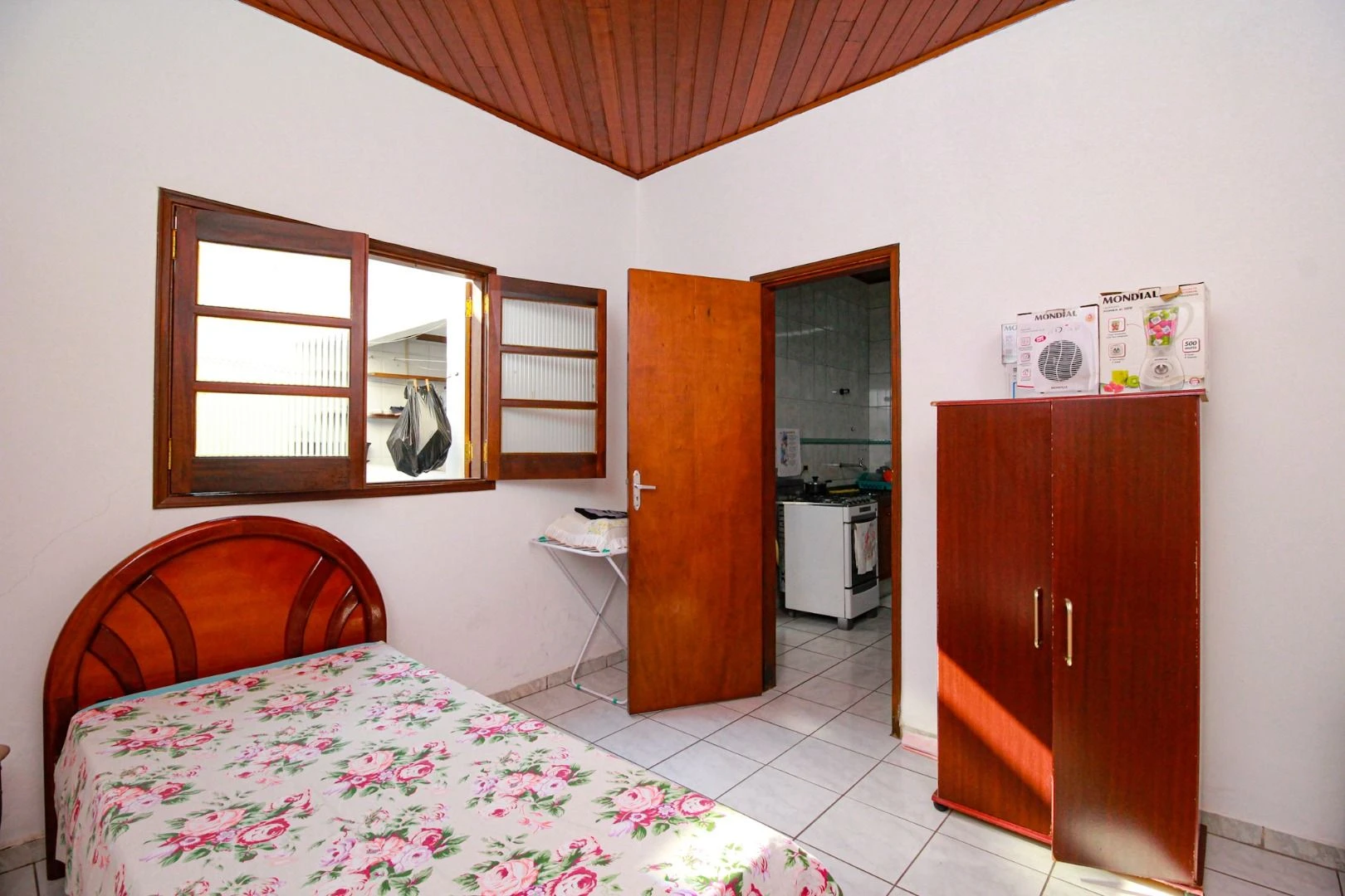 Casa com 4 dormitórios à venda, 575 m² - Encruzilhada - Santos/SP