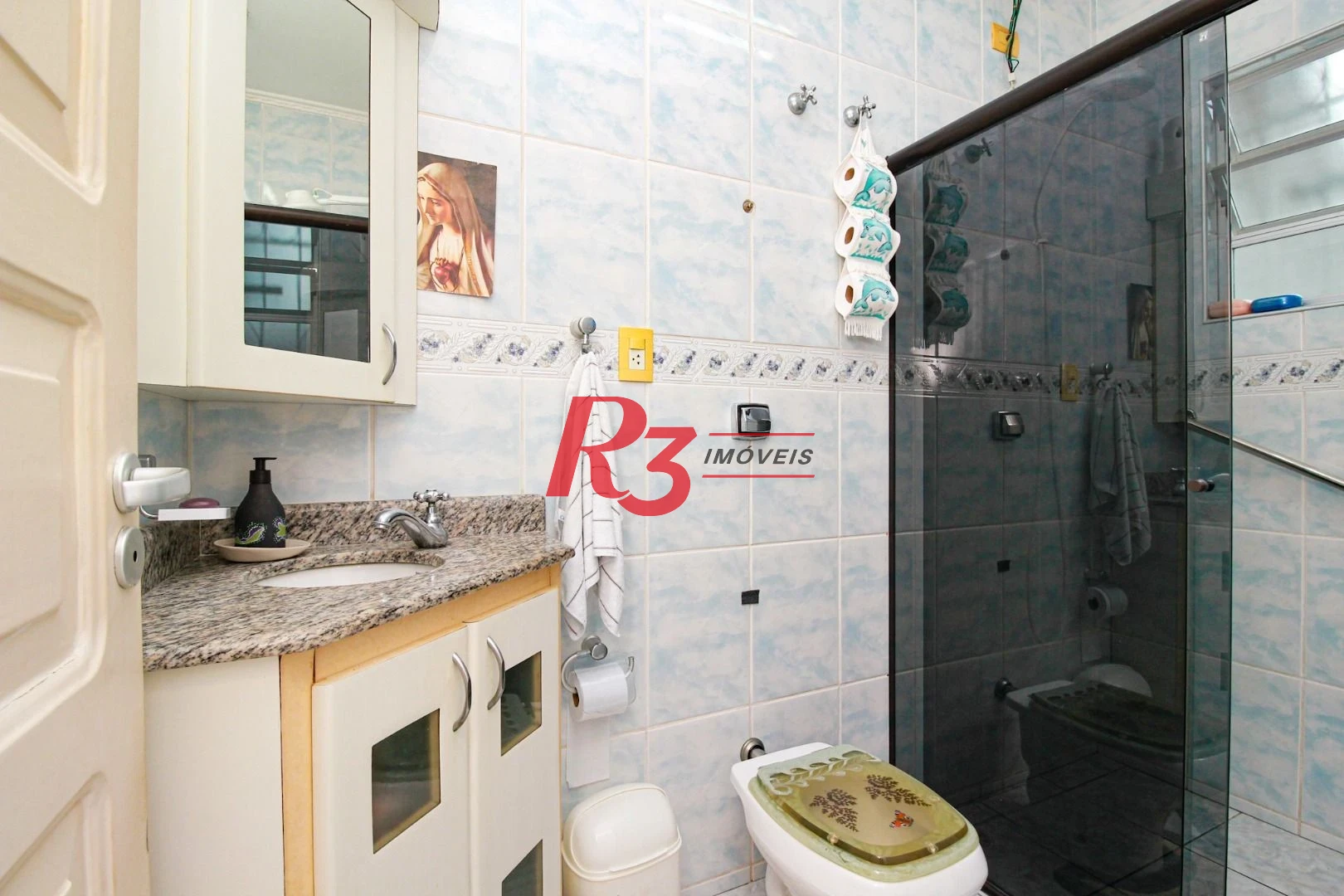 Casa com 4 dormitórios à venda, 575 m² - Encruzilhada - Santos/SP