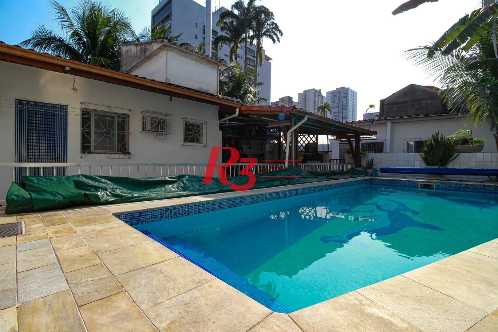 Casa com 4 dormitórios à venda, 575 m² - Encruzilhada - Santos/SP