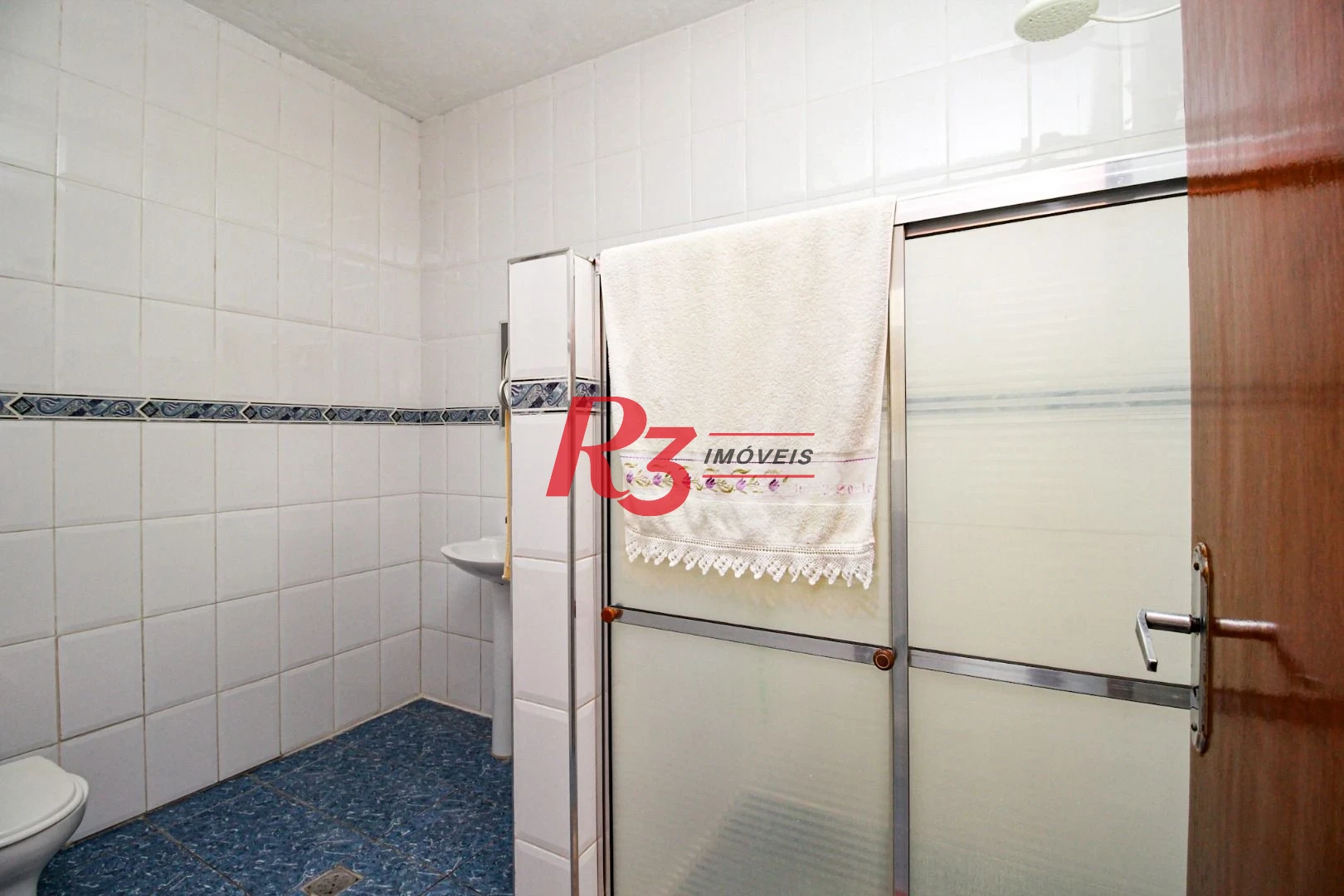 Casa com 4 dormitórios à venda, 575 m² - Encruzilhada - Santos/SP