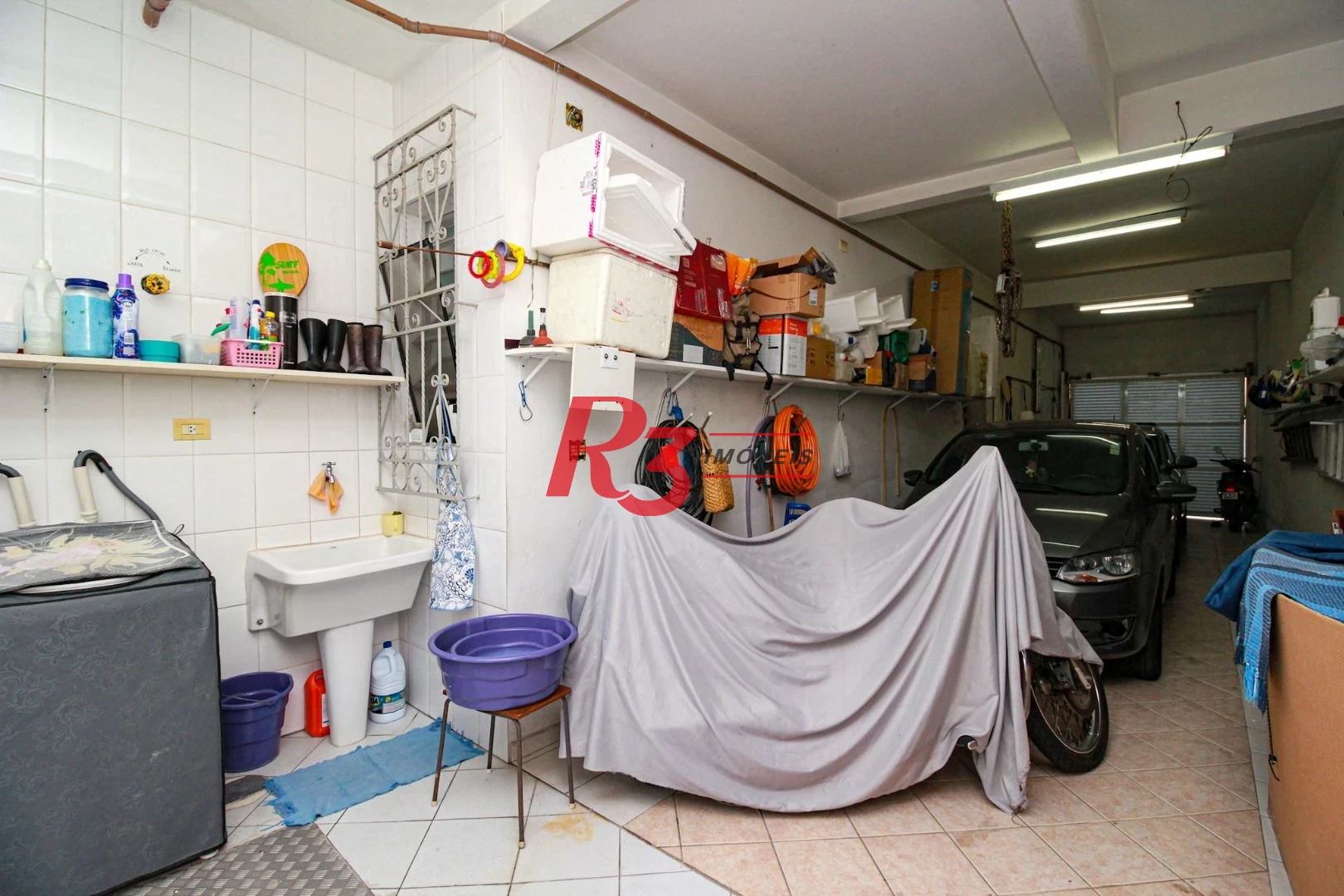Casa com 4 dormitórios à venda, 575 m² - Encruzilhada - Santos/SP