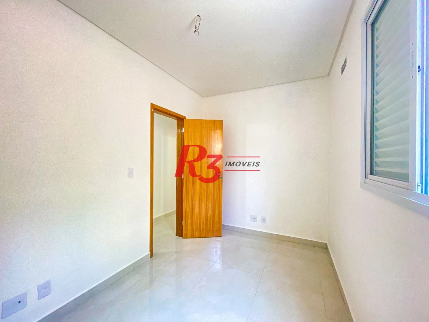 Casa com 3 dormitórios à venda, 93 m² - Embaré - Santos/SP