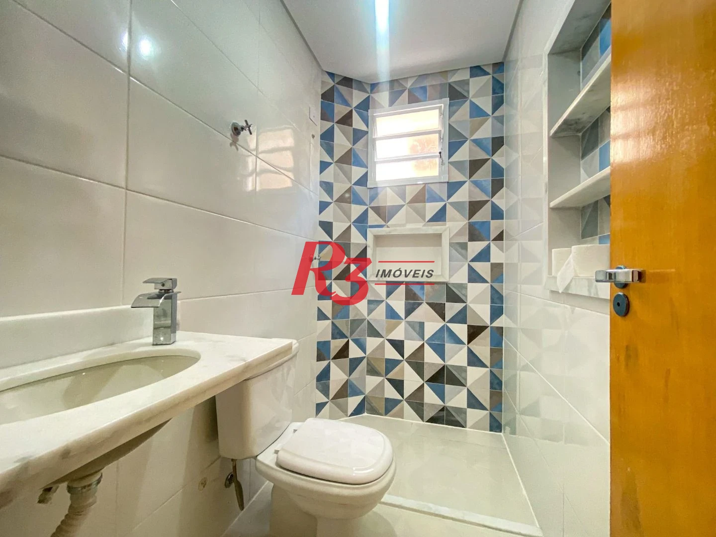 Casa com 3 dormitórios à venda, 93 m² - Embaré - Santos/SP