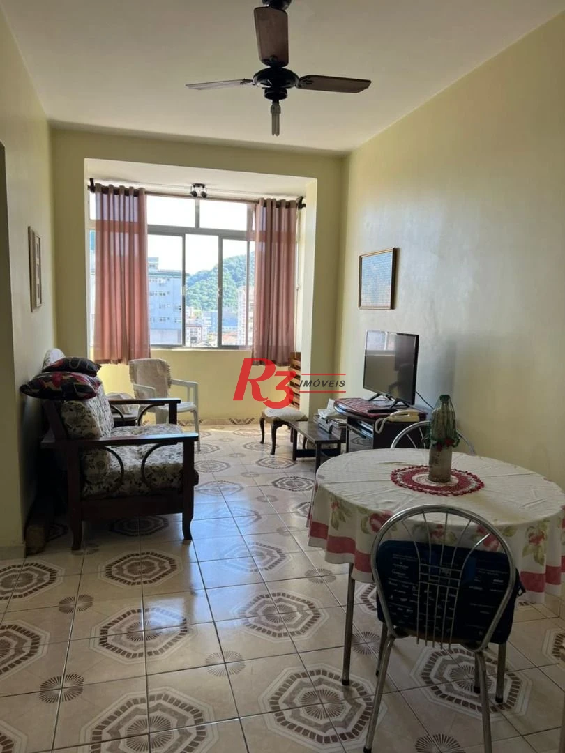 Apartamento na orla da praia Boa Vista em São Vicente.