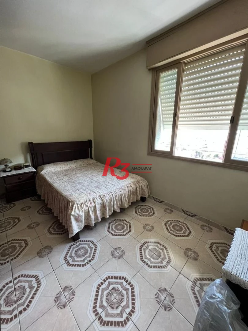 Apartamento na orla da praia Boa Vista em São Vicente.