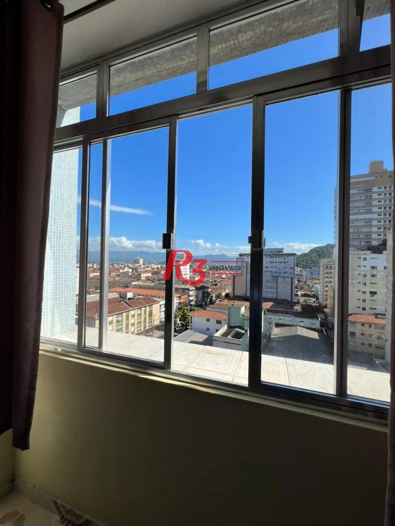 Apartamento na orla da praia Boa Vista em São Vicente.