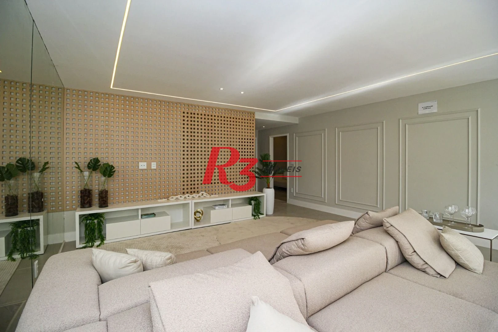 Apartamento com 4 dormitórios à venda, 301 m² por R$ 3.100.000,00 - Boqueirão - Santos/SP
