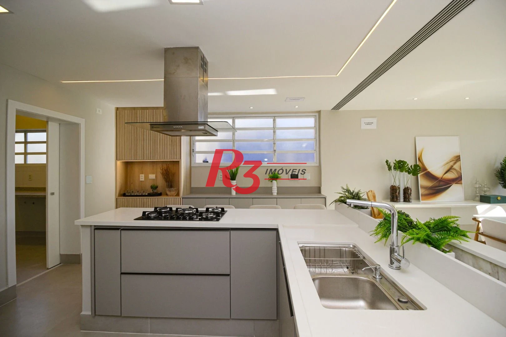Apartamento com 4 dormitórios à venda, 301 m² por R$ 3.100.000,00 - Boqueirão - Santos/SP
