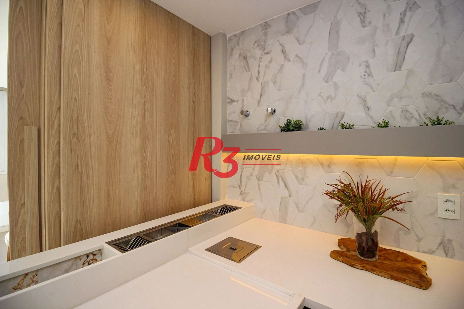 Apartamento com 4 dormitórios à venda, 301 m² por R$ 3.100.000,00 - Boqueirão - Santos/SP