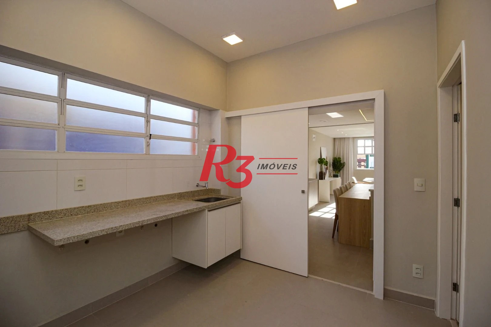 Apartamento com 4 dormitórios à venda, 301 m² por R$ 3.100.000,00 - Boqueirão - Santos/SP