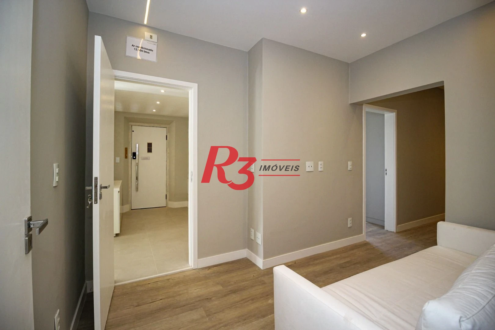 Apartamento com 4 dormitórios à venda, 301 m² por R$ 3.100.000,00 - Boqueirão - Santos/SP