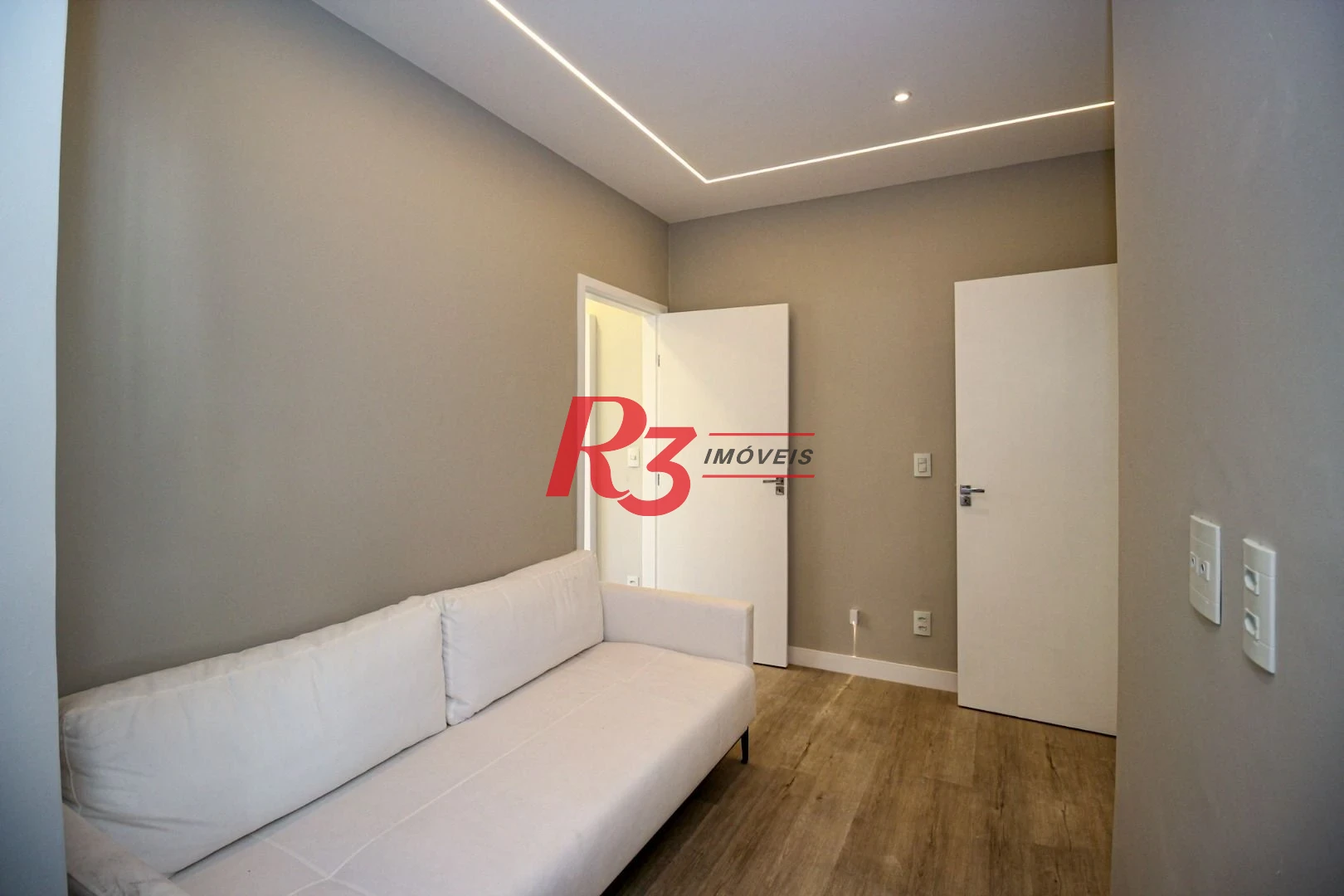 Apartamento com 4 dormitórios à venda, 301 m² por R$ 3.100.000,00 - Boqueirão - Santos/SP