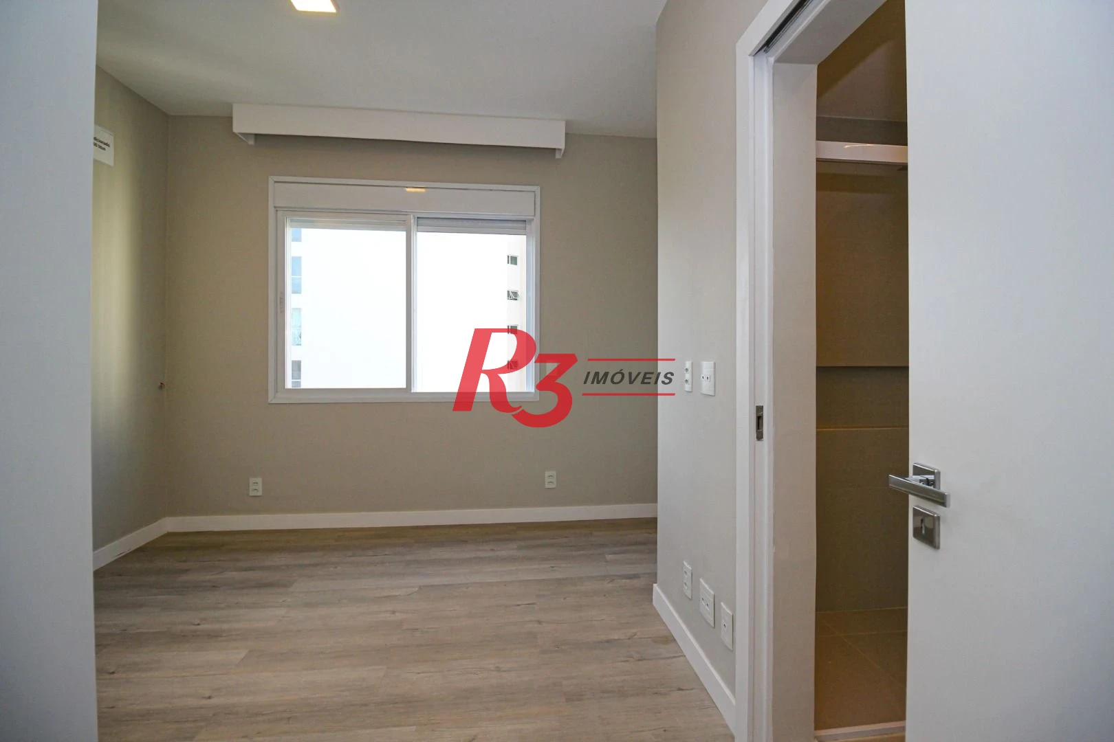 Apartamento com 4 dormitórios à venda, 301 m² por R$ 3.100.000,00 - Boqueirão - Santos/SP