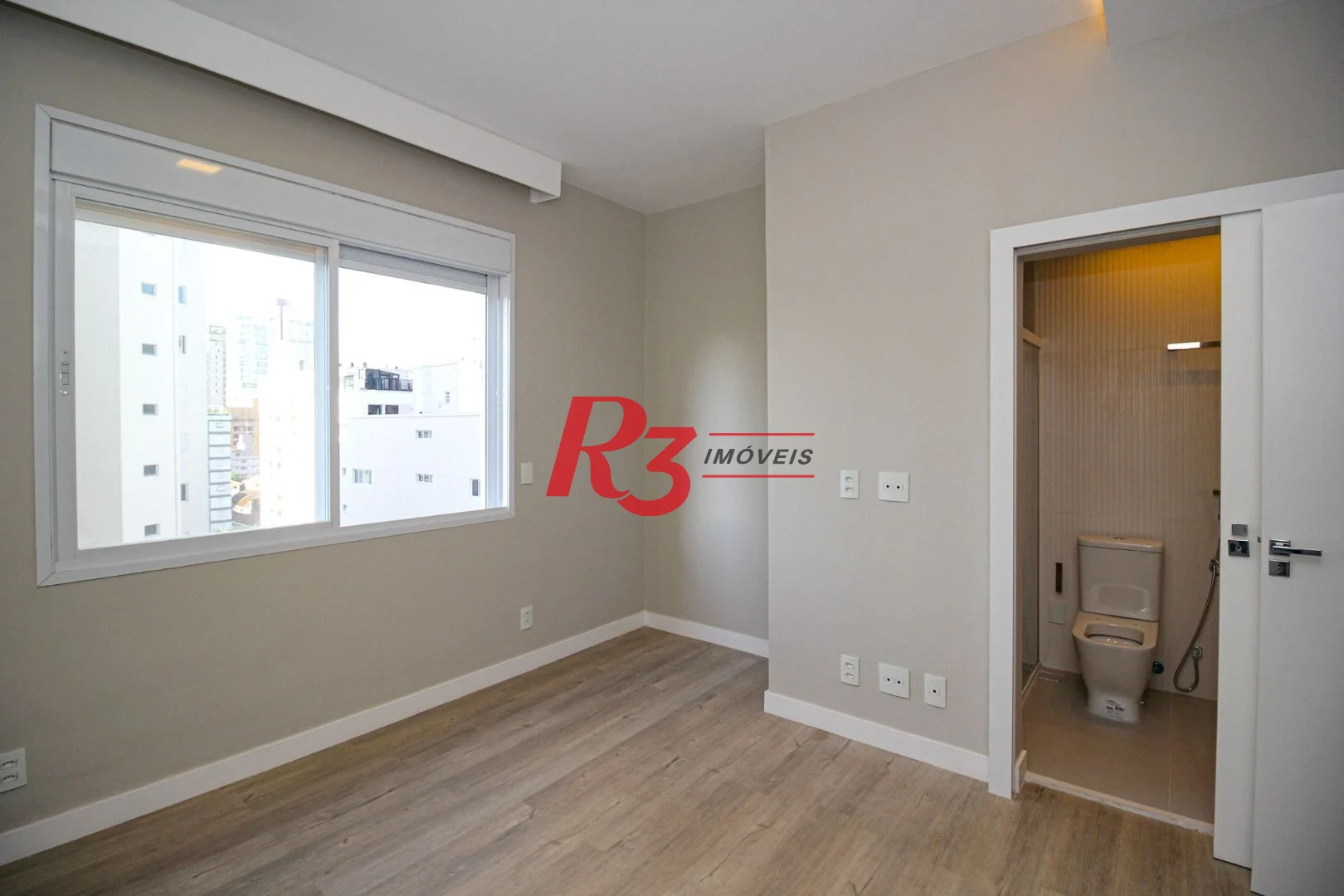 Apartamento com 4 dormitórios à venda, 301 m² por R$ 3.100.000,00 - Boqueirão - Santos/SP