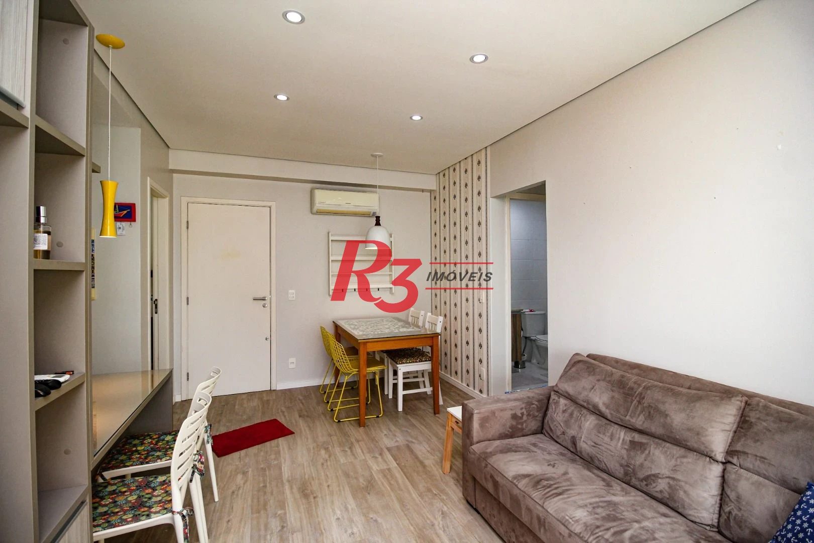 Apartamento à venda, 57 m² por R$ 880.000,00 - Gonzaga - Santos/SP