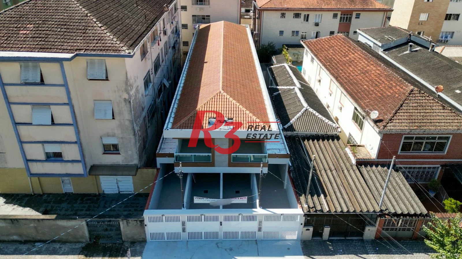 Sobrado com 3 dormitórios à venda, 125 m² - Marapé - Santos/SP