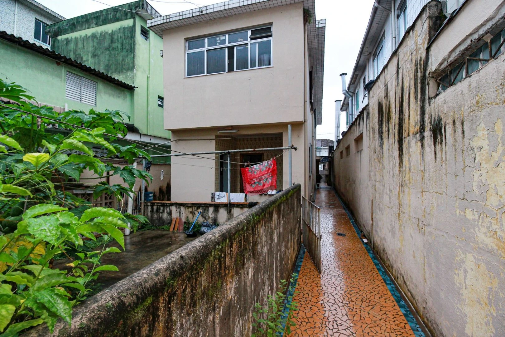 Sobrado no Marapé !!Oportunidade para Reformar !!!