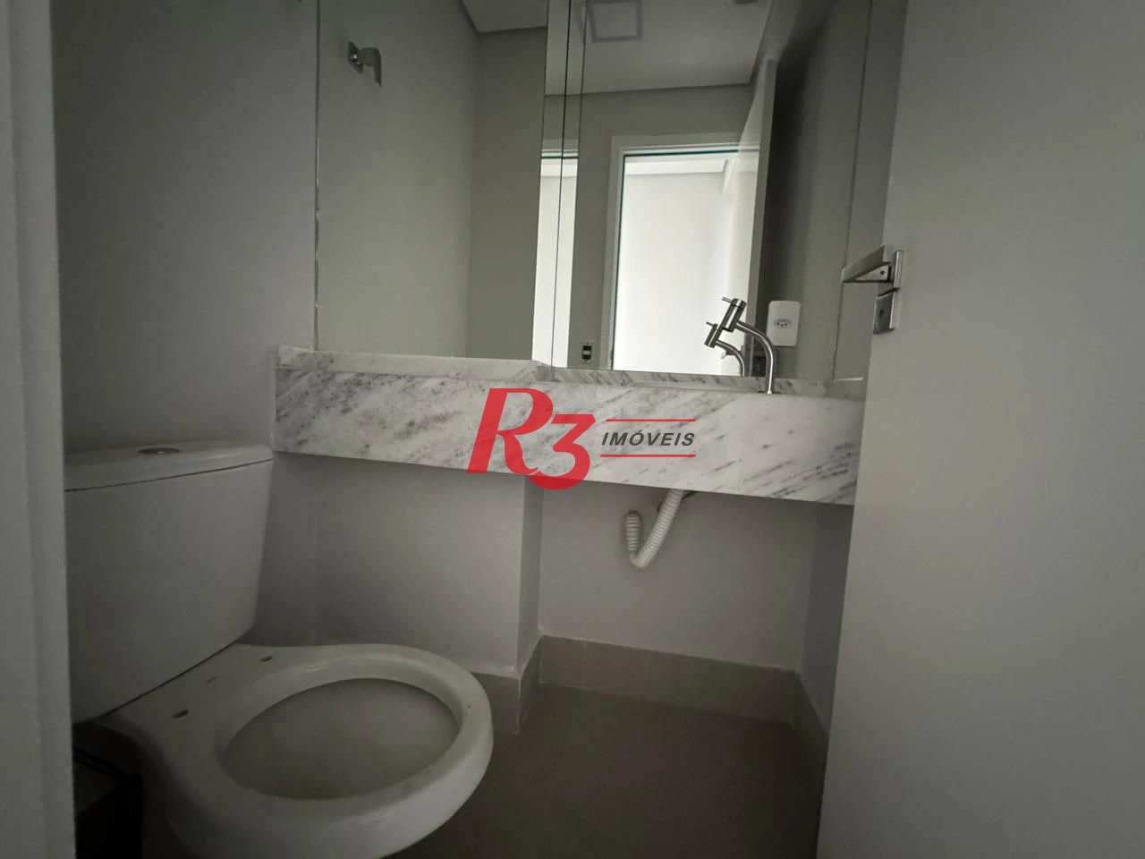 Apartamento com 2 dormitórios à venda, 82 m² por R$ 890.000,00 - Aparecida - Santos/SP