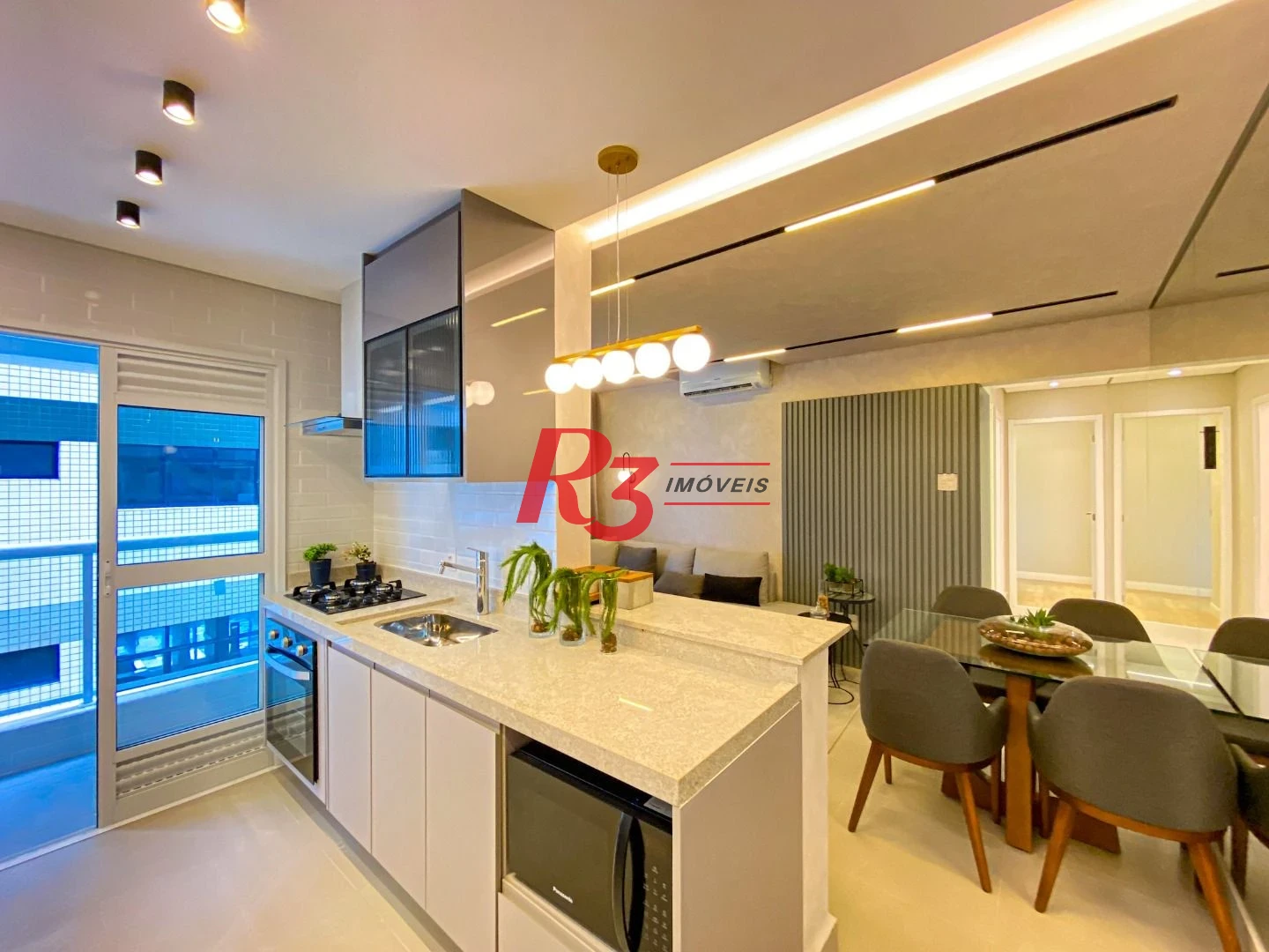 Apartamento com 2 dormitórios à venda, 82 m² por R$ 890.000,00 - Aparecida - Santos/SP