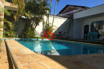 Casa com 3 dormitórios à venda, 200 m² por R$ 1.300.000,00 - Balneário Cidade Atlântica - Guarujá/SP